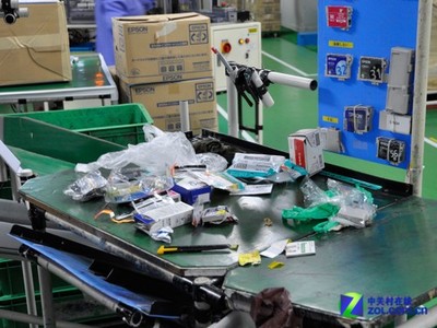 從廢棄到新生 探訪(fǎng)愛(ài)普生原料再生車(chē)間，解碼日用雜品零售的綠色循環(huán)